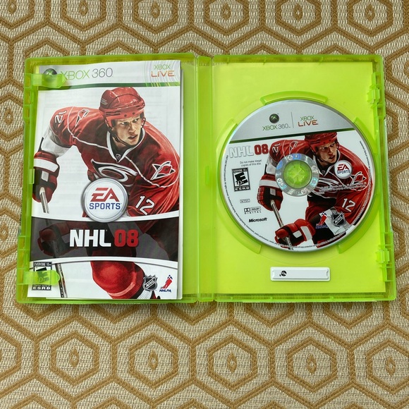 XBOX 360 Video Game Bundle : Bioshock, Paradise Burnout NHL 08 - Picture 4 of 6